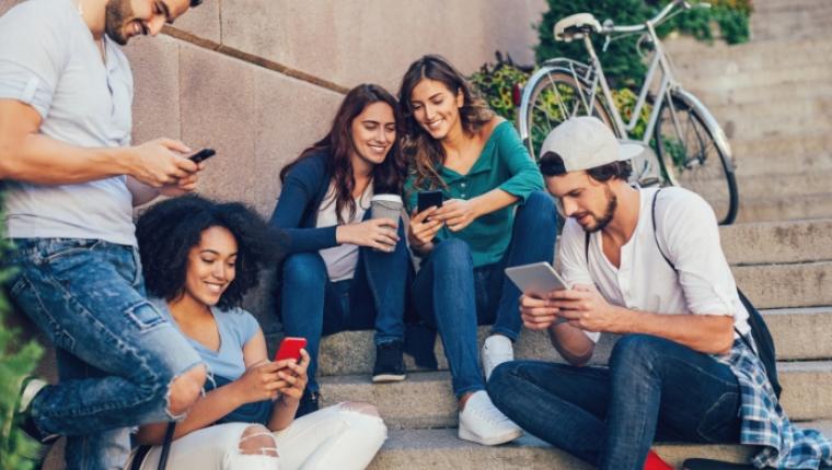 The Impact of Social Media on Internet Culture and Communication