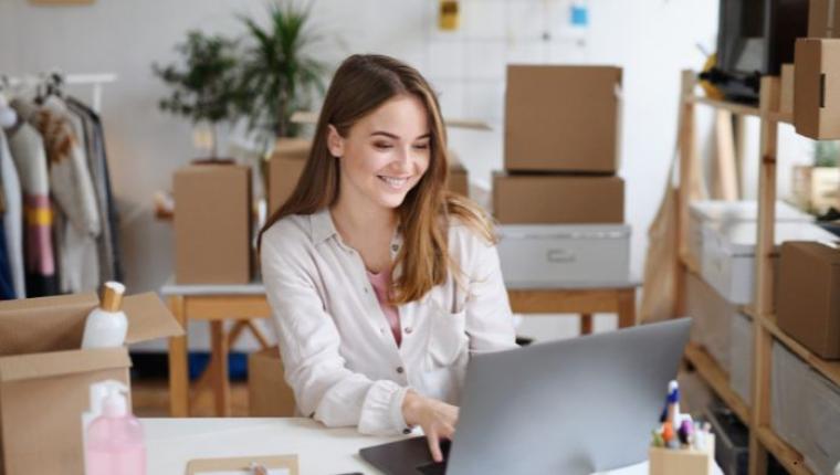 How to Start a Dropshipping Business in 2025