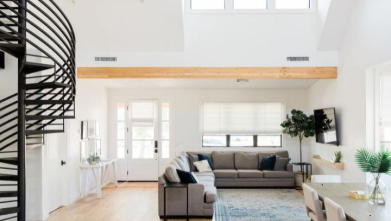 Minimalist Living: How to Declutter Your Space and Mind