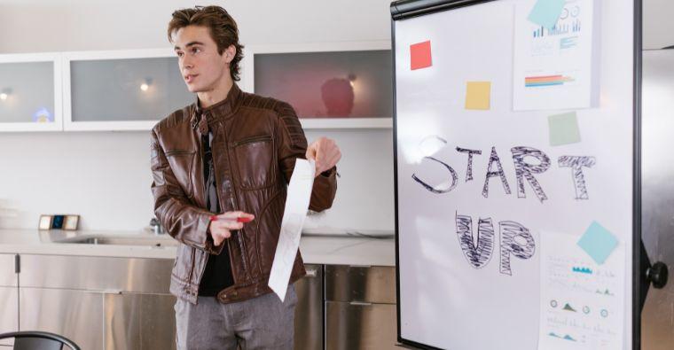 How to Pitch Your Startup to Investors