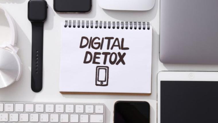 Digital Detox: Why It’s Important and How to Do It