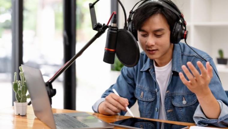 History Podcasts That Make Learning Fun