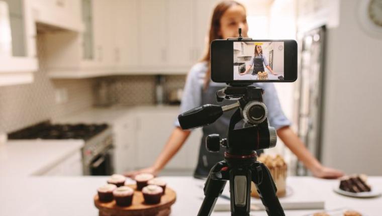 Podcasts for Foodies: Culinary Shows You Need to Hear